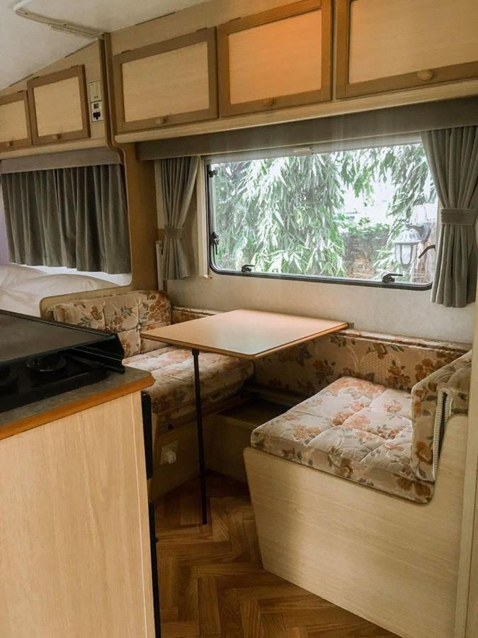 Nice Nite Campervans Пра Након Си Аютая Екстериор снимка