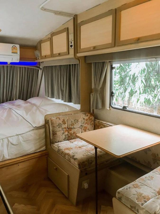 Nice Nite Campervans Пра Након Си Аютая Екстериор снимка