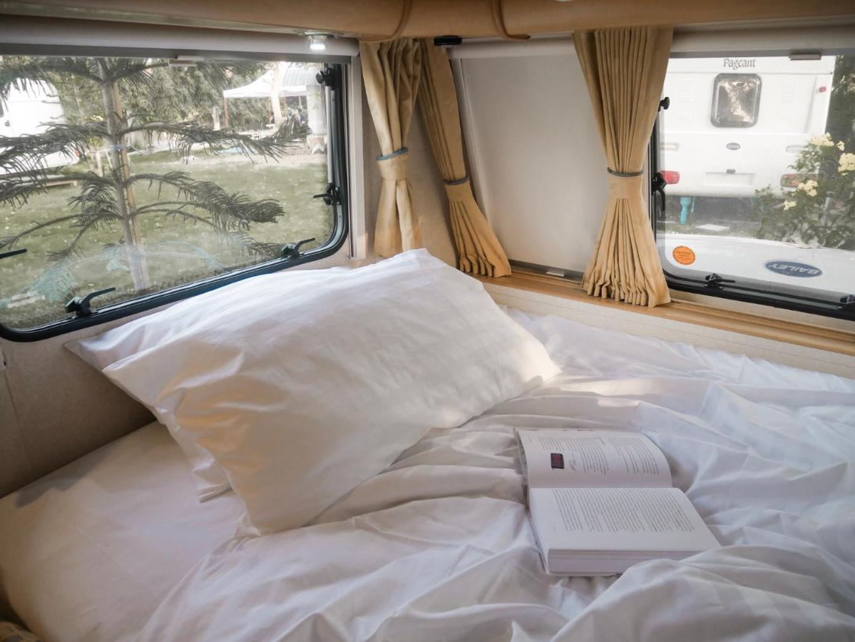 Nice Nite Campervans Пра Након Си Аютая Екстериор снимка